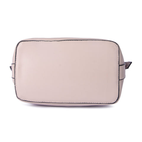 Sling / cross body high fashion bag
